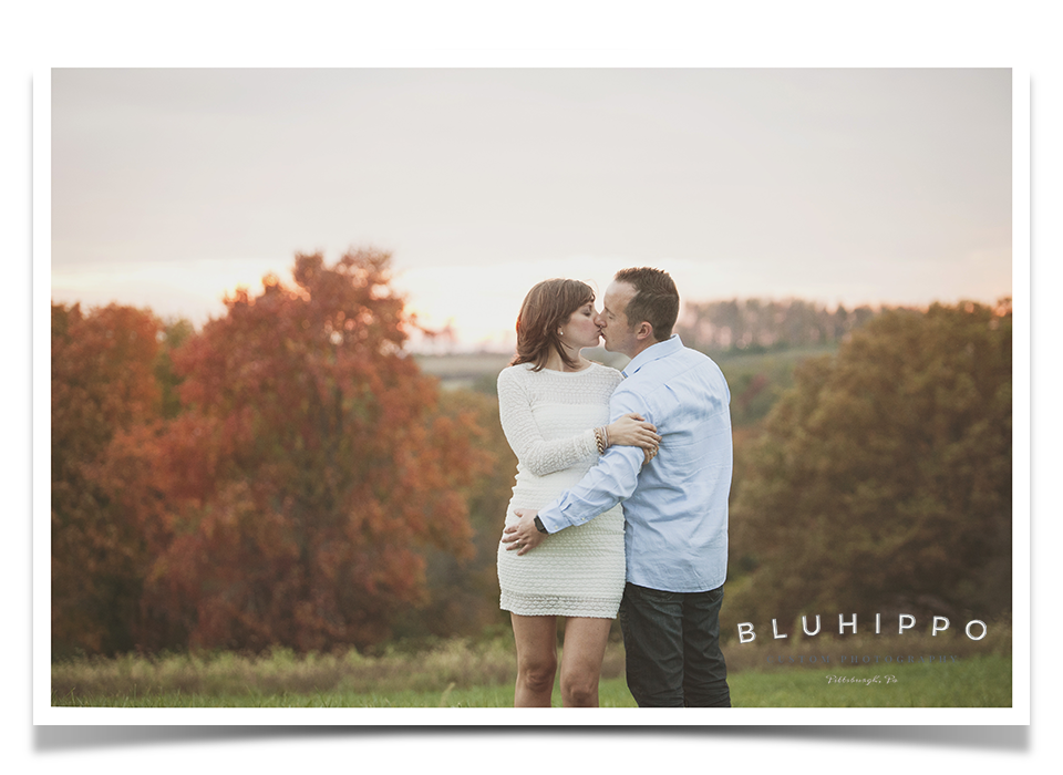 perfect fall session expecting parents {Pittsburgh Maternity